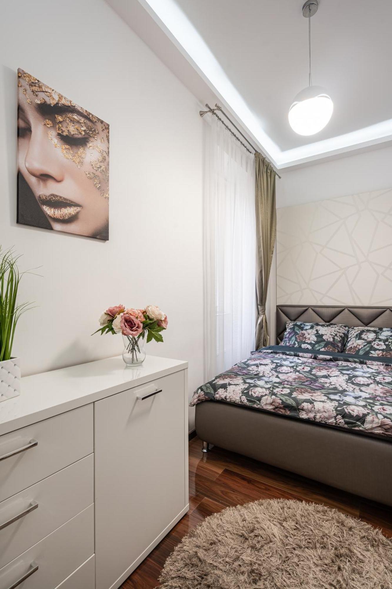 Centrum Opera Luxury Apartment With Free Garage Budapeşte Dış mekan fotoğraf